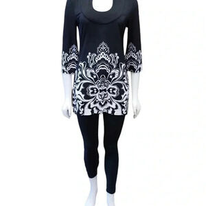 White House Black Market Black White Tunic Top Size Small
